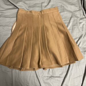 Elegant Tan Pleated Skirt